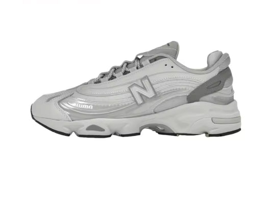 New Balance 1000